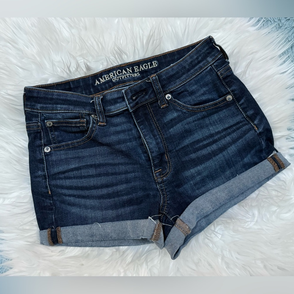 American Eagle Outfitters super stretch Jean shorts, size 2